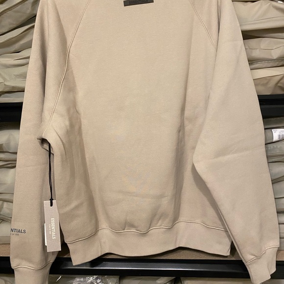 FOG-Fear Of God Essentials crewneck Tan - Picture 2 of 7